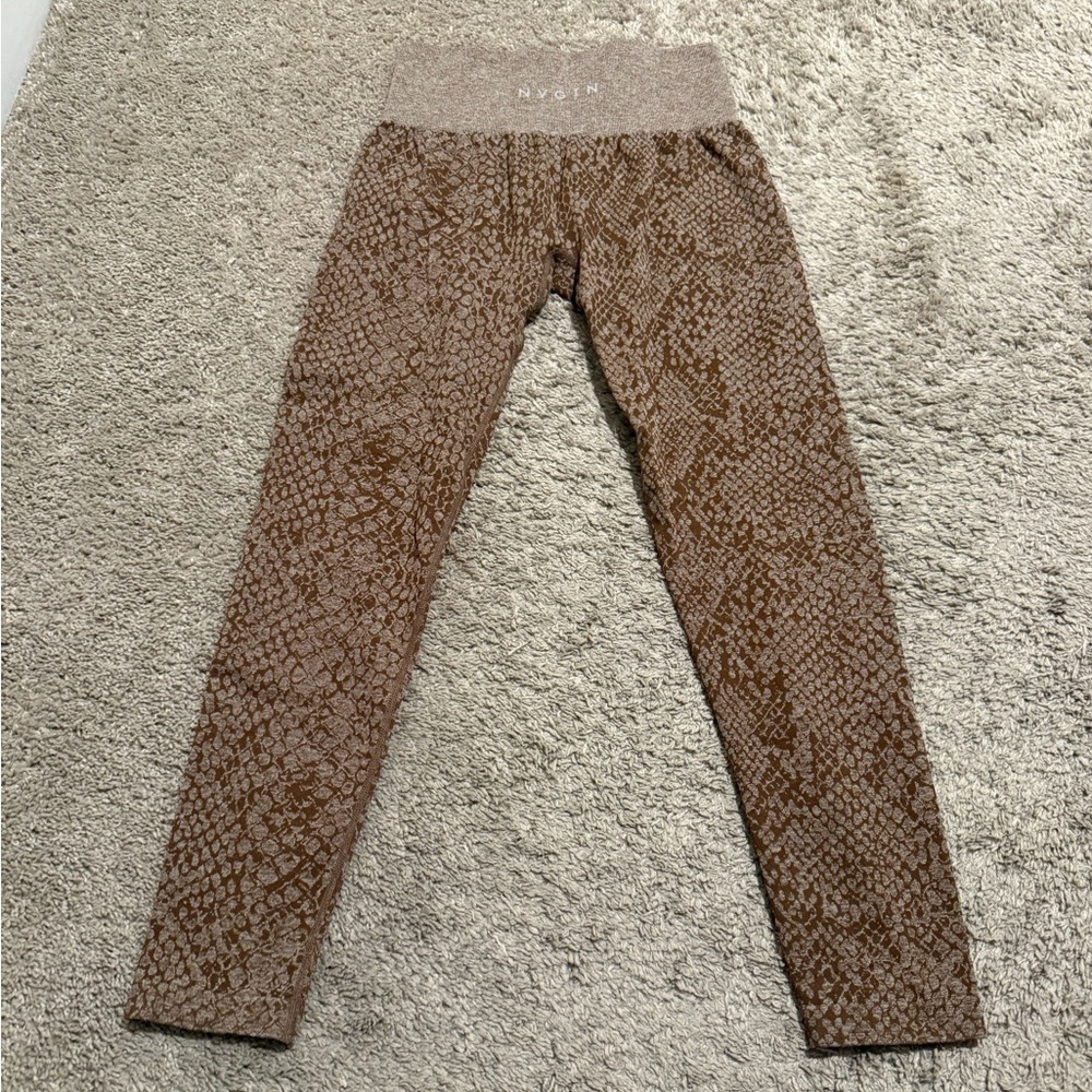 NVGTN Brown Snake Print Leggings